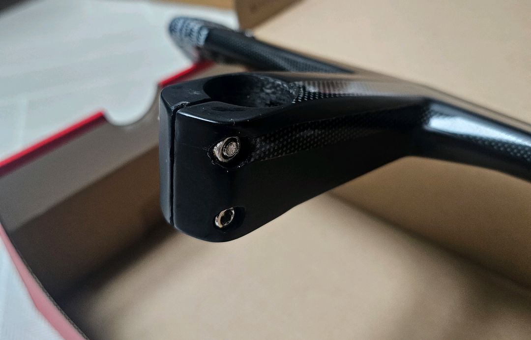 데다 알라네라 일체형 카본 픽시 로드 핸들바 이미지