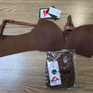 뮬마이어 노와이어 브라 85A / 팬티 100 이미지