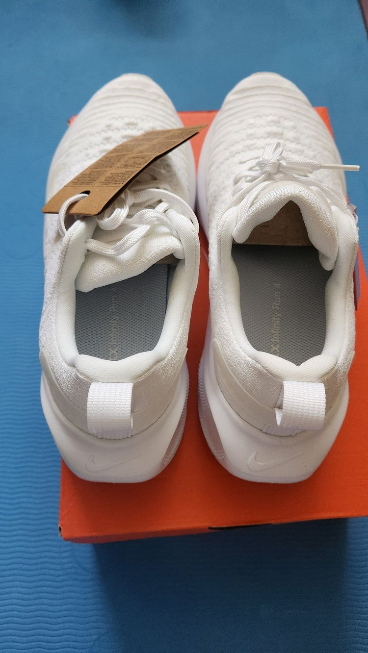 나이키 리액트 인피니티 런 4 DR2665-103 270 새상품 이미지