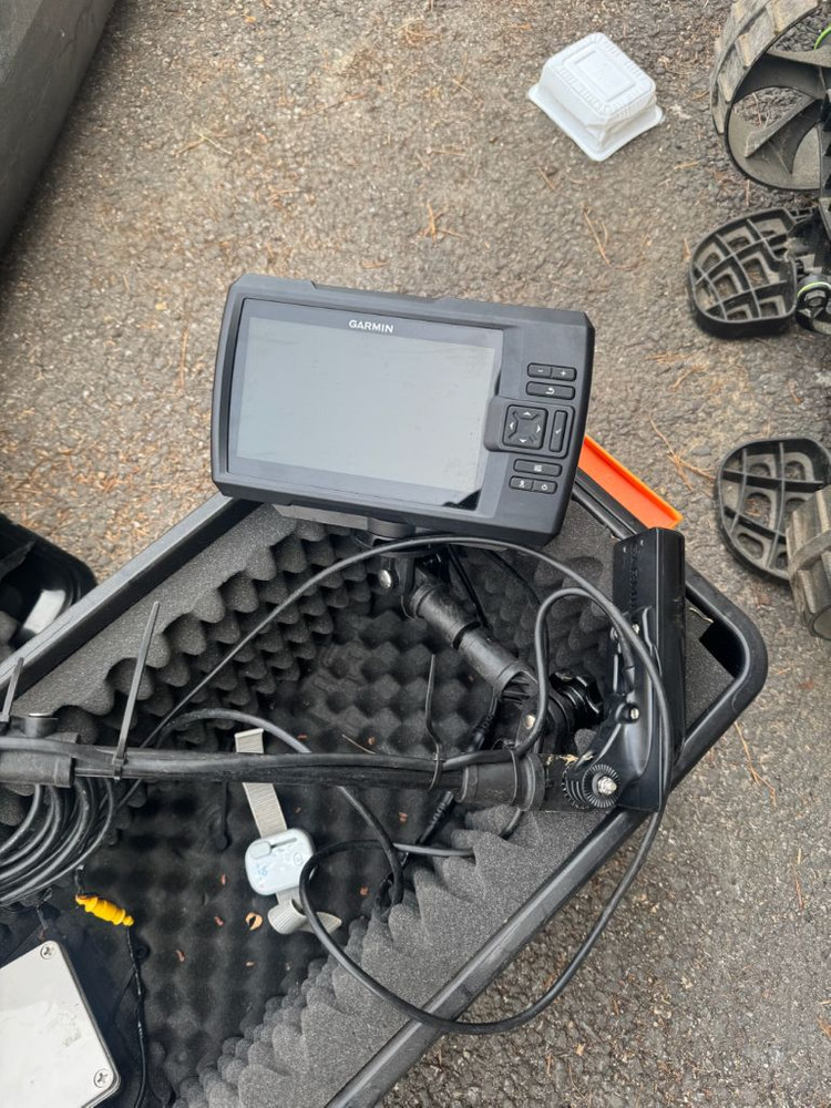 네이티브 슬레이어 10 프로펠 + 가민 스트라이커 플러스 7 + 바키타 가이드모터 이미지