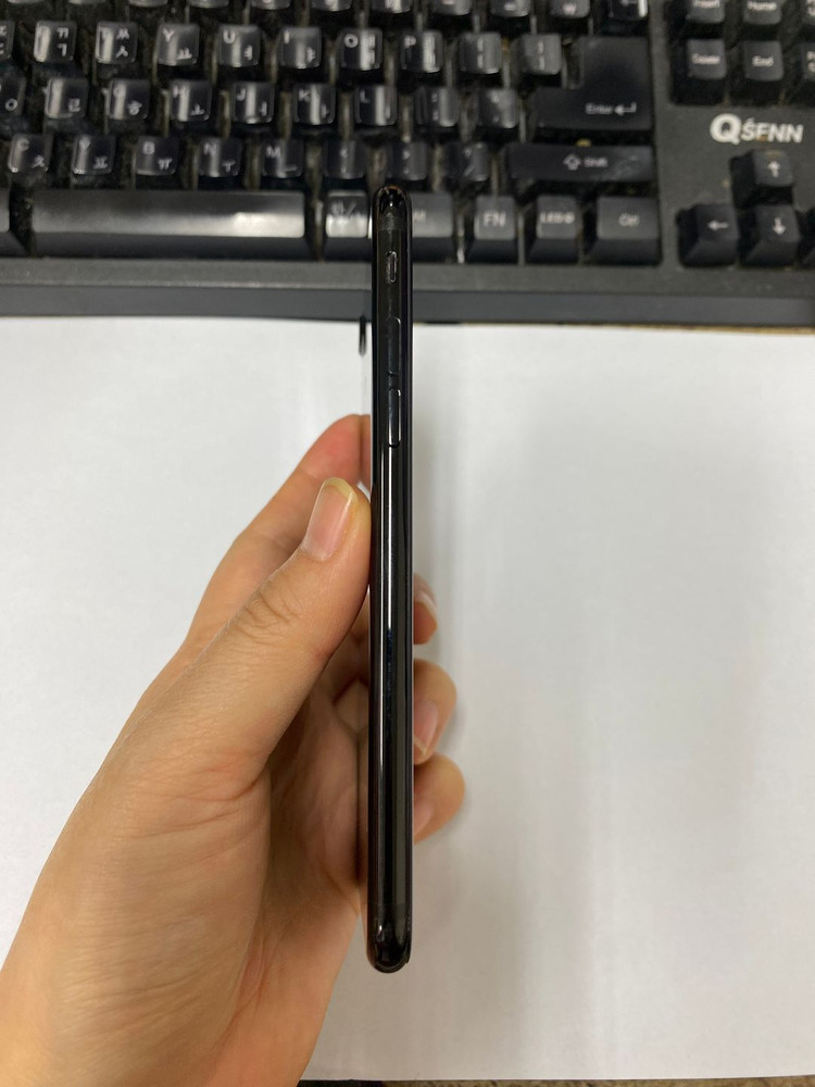 아이폰7 128GB 제트블랙 레트로감성 인스타 카메라폰 빈티지 사진폰 499387 이미지