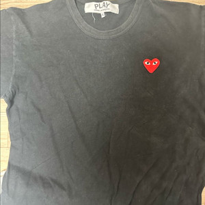 꼼데 정품 반팔 xl 교신가능 이미지