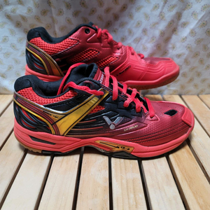 빅터 배드민턴화 실내스포츠화 240 (실착235) 이미지