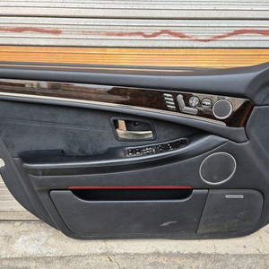 뉴체어맨W 후기형 앞 1열 가죽 도어트림 / 검정색 이미지