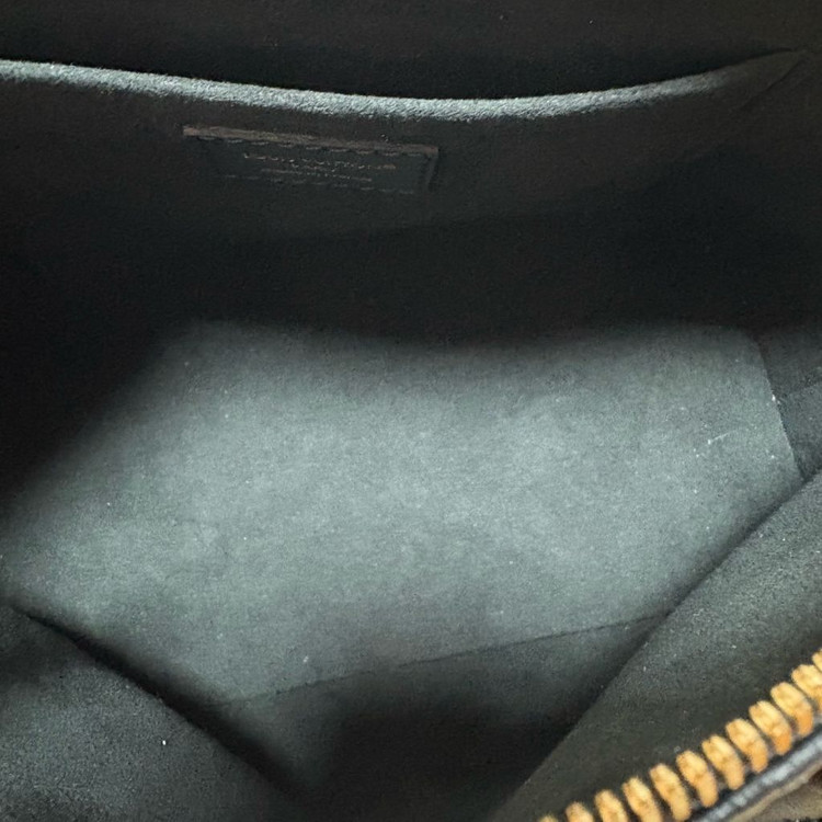 루이비통 신형 알마BB 앙프렝뜨가죽 블랙 백화점구매 풀구성 팝니다. 이미지