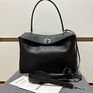 발렌시아가 신상 로데오 백 스몰 블랙 백화점구매 풀구성 팝니다. 이미지