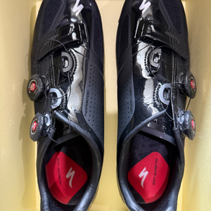 스페셜라이즈드 에스웍스 로드 클릿슈즈 이미지