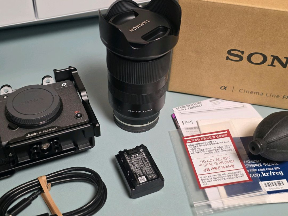 SONY FX30 바디 외 서비스 (키보드,헤드폰) 이미지