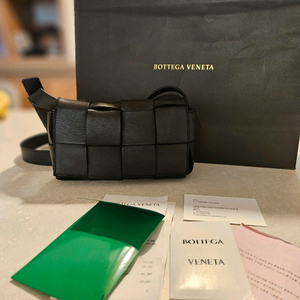 보테가베네타 카세트백 벨트백 블랙 이미지