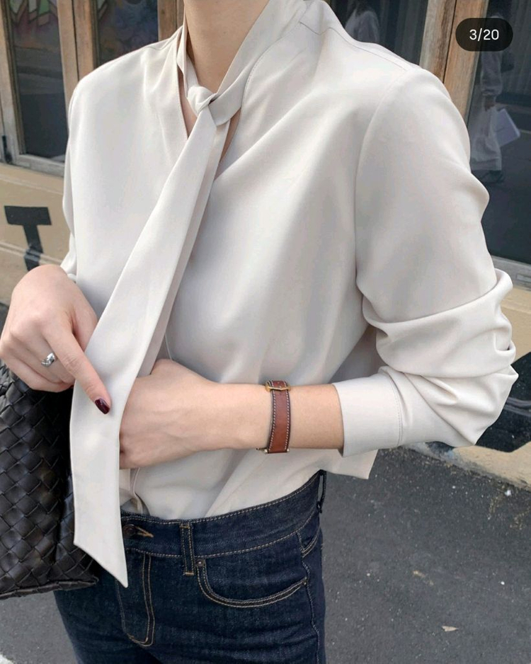 공드린 리아 타이 블라우스 네이비 이미지