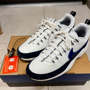 나이키 프라그먼트 스피리돈 270 이미지