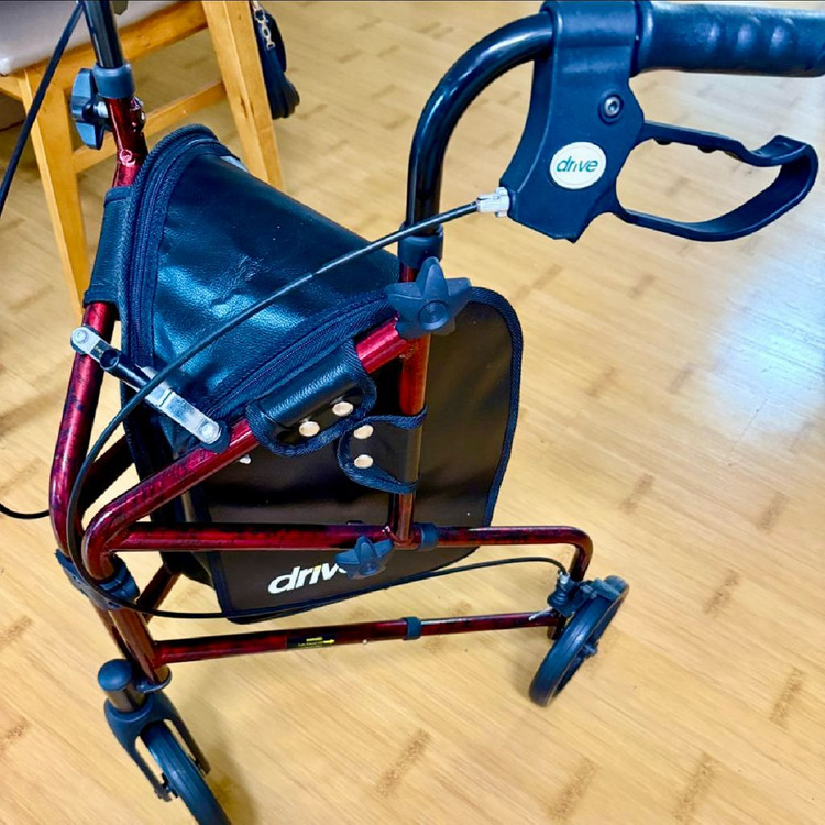 Drive 성인 보행기 이미지