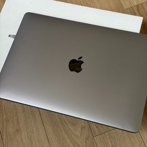 맥북에어 M1 8GB/512GB 스그 풀박스 53만 이미지