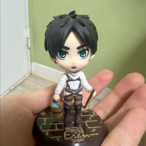 진격의 거인 에렌 청소 치비큥 이미지