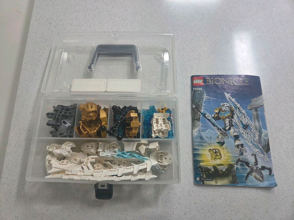 레고 바이오니클, 키마, 히어로팩토리 등 등 싸게 팝니다. 이미지