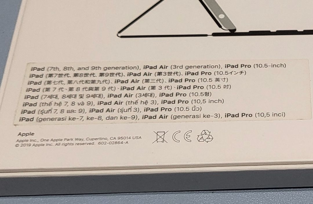 아이패드 스마트 키포드 폴리오 ,매직 마우스2세대애플 정품입니다상태 좋음모든 기능 정상박스포함매직마우스 2세대상태 이미지