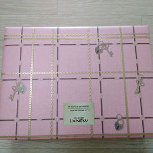 이자녹스 LXNEW 플래티넘 화장품세트 이미지