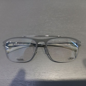마이키타 (MYKITA) CORRADO col. 165 안경테 판매합니다 이미지