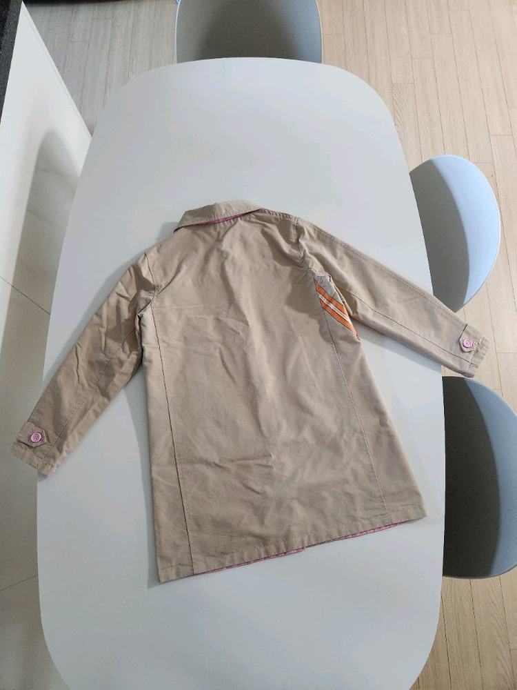 마크제이콥스 키즈 예쁘고 고급스러운 디자인의 양면 트렌치 10y 사이즈 1~2회 착용 이미지