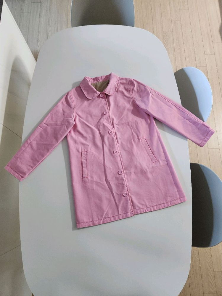 마크제이콥스 키즈 예쁘고 고급스러운 디자인의 양면 트렌치 10y 사이즈 1~2회 착용 이미지