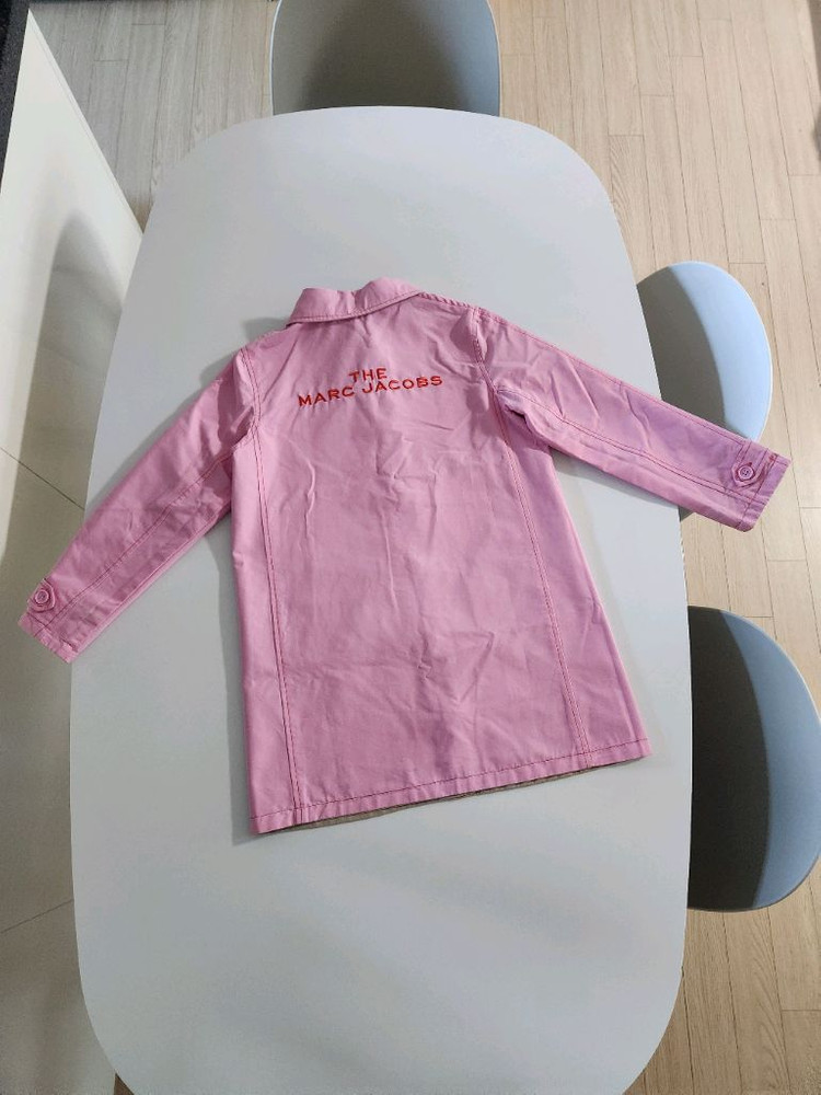 마크제이콥스 키즈 예쁘고 고급스러운 디자인의 양면 트렌치 10y 사이즈 1~2회 착용 이미지