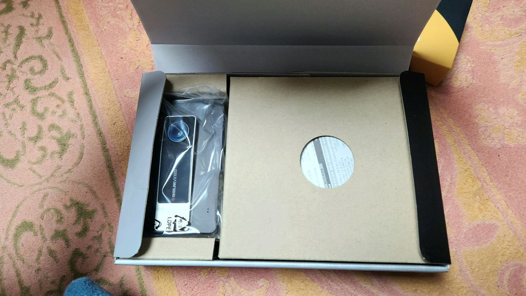 아이나비 블랙박스 VX1000 2CH/32G & 와장GPS안테나포함 새상품 팝니다 이미지