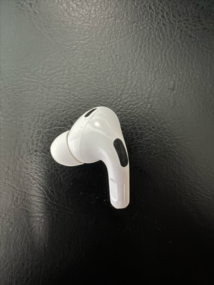 에어팟 프로2세대 라이트닝 왼쪽 유닛 판매합니다. 이미지