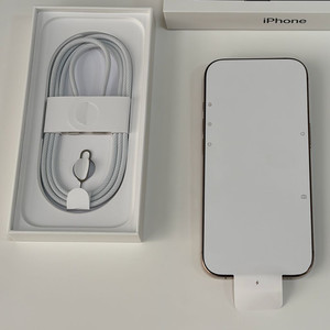 아이폰 16 Pro 256gb 로즈골드 리퍼새상품(애플케어플러스) 이미지