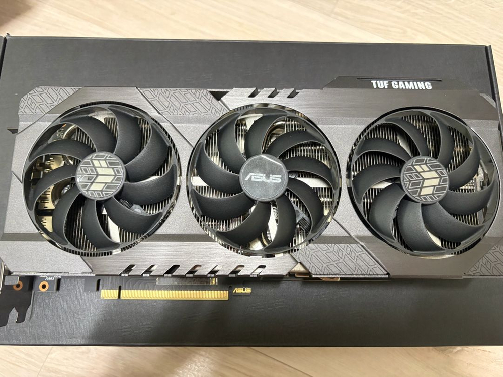 ASUS TUF Gaming RTX 3080 OC 그래픽카드 S급 이미지