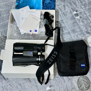 자이스 콘퀘스트 HD 10x42 쌍안경 풀박스 이미지