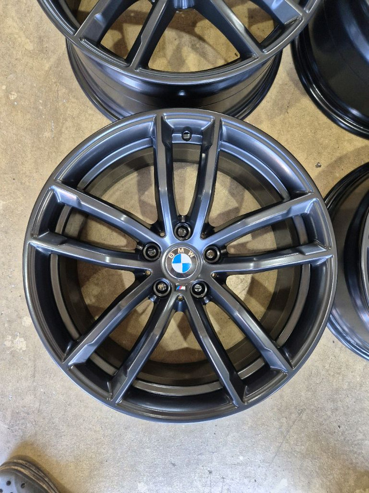 G바디 530I m패키지 18인치 블랙휠(분체도장 후 미장착) 1대분앞 8j / 뒤 9j동일휠 대품주시면 장착비 포 이미지