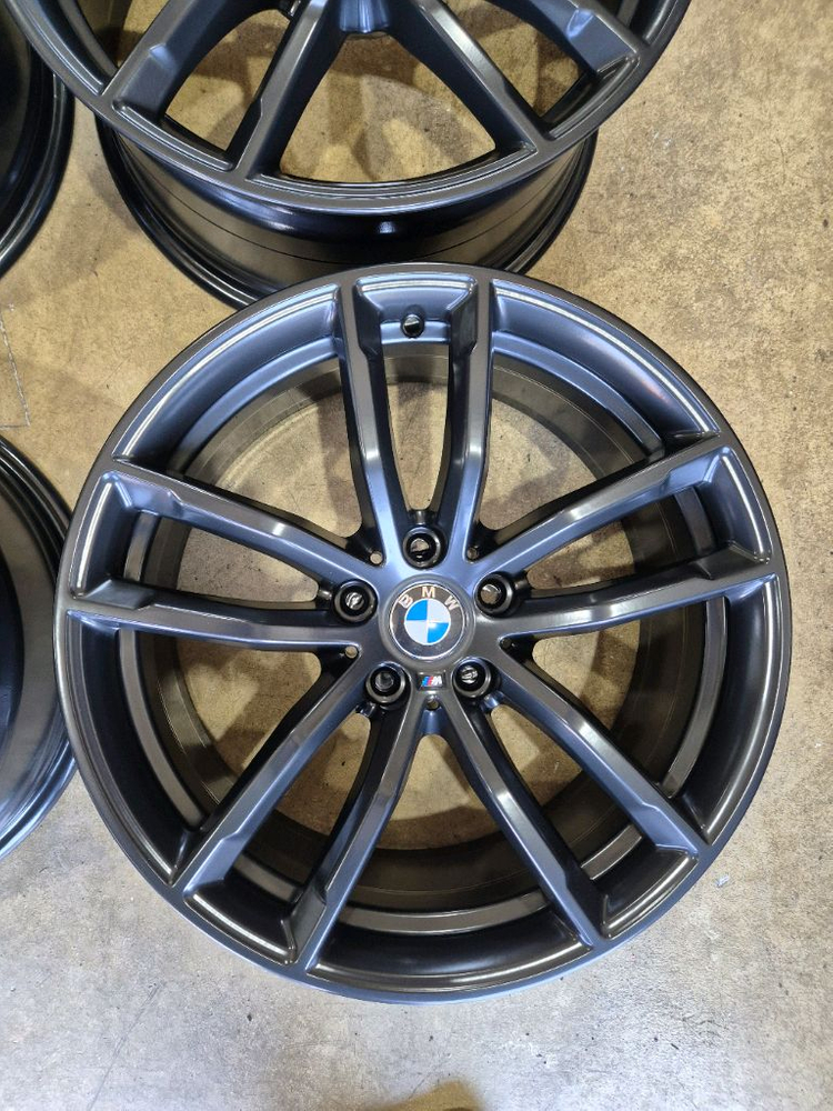 G바디 530I m패키지 18인치 블랙휠(분체도장 후 미장착) 1대분앞 8j / 뒤 9j동일휠 대품주시면 장착비 포 이미지