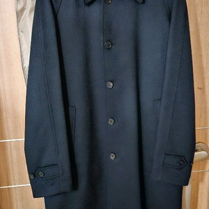 버버리 리버시블 캐시미어 100%코트 블랙 50사이즈 팝니다 이미지