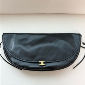 셀린느 하프문 소프트 트리옹프 백 - 램스킨 이미지