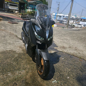 x맥스 xmax 23년식 300cc 오토바이 바이크 빅스쿠터 이미지
