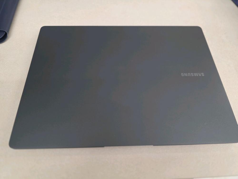 갤럭시북3 프로 NT940XFT-A51A 1 3세대 i5 /16G/256G/14인치 이미지