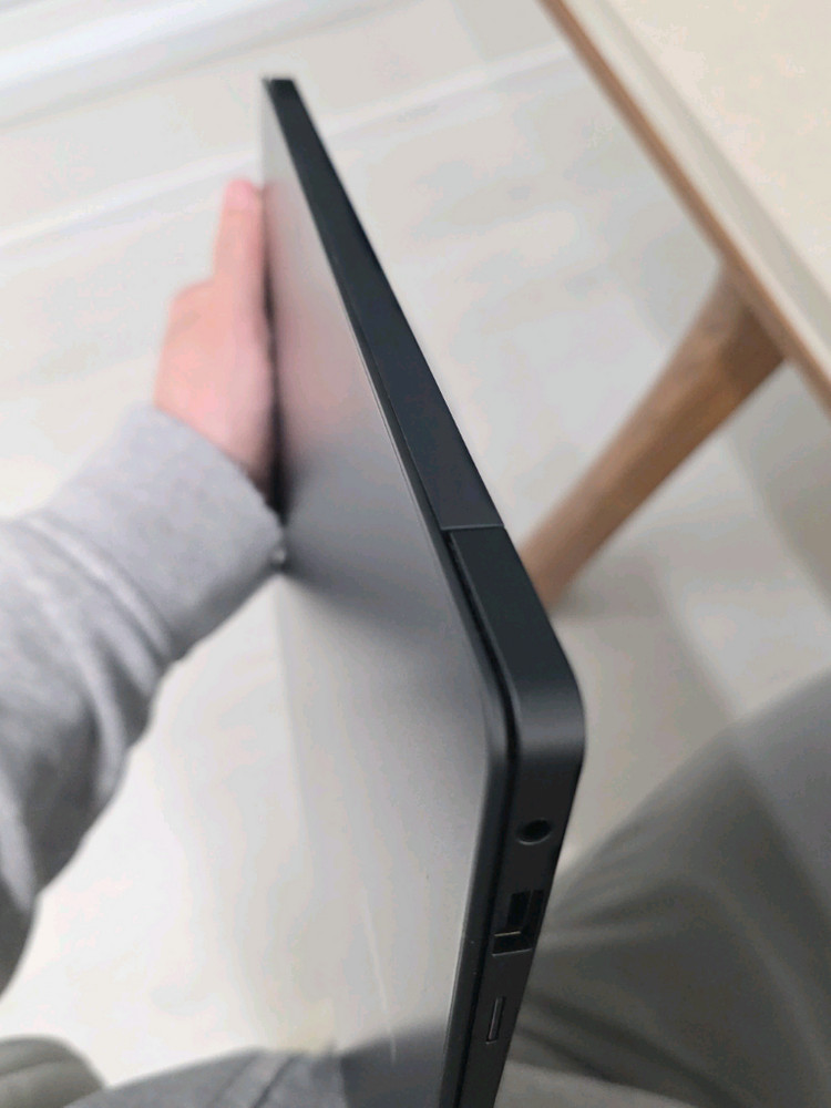 갤럭시북3 프로 NT940XFT-A51A 1 3세대 i5 /16G/256G/14인치 이미지