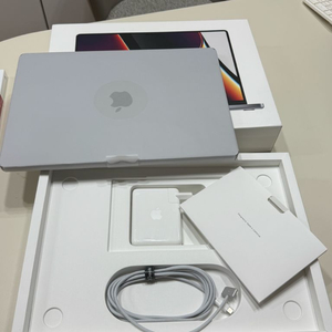 맥북프로 m1 16인치 기본형 풀박스 이미지