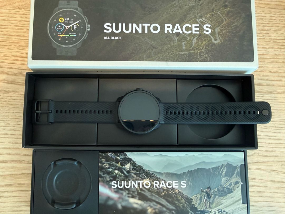 순토 레이스S 이미지