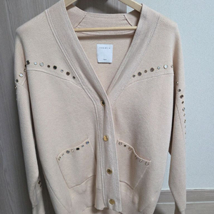 산드로 스터드 가디건 이미지
