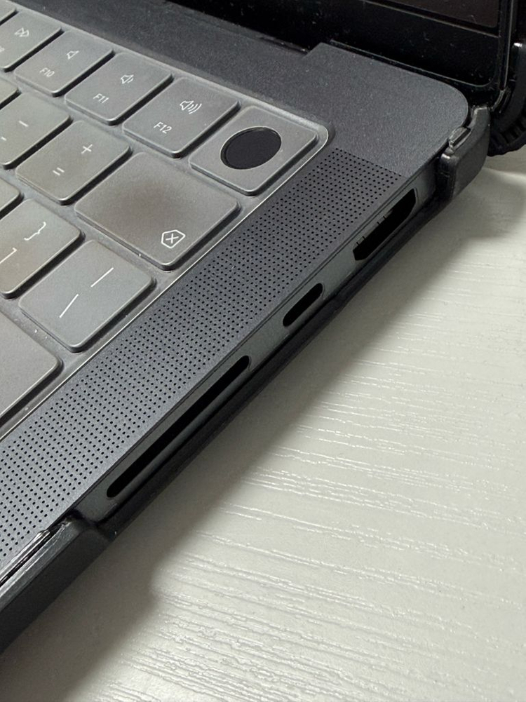 맥북 프로14 M4 20GPU 48GB 4TB 나노텍스쳐 이미지