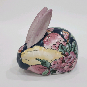 마카오 핸드페인트 수출용 앤틱 도자기 토끼. 이미지