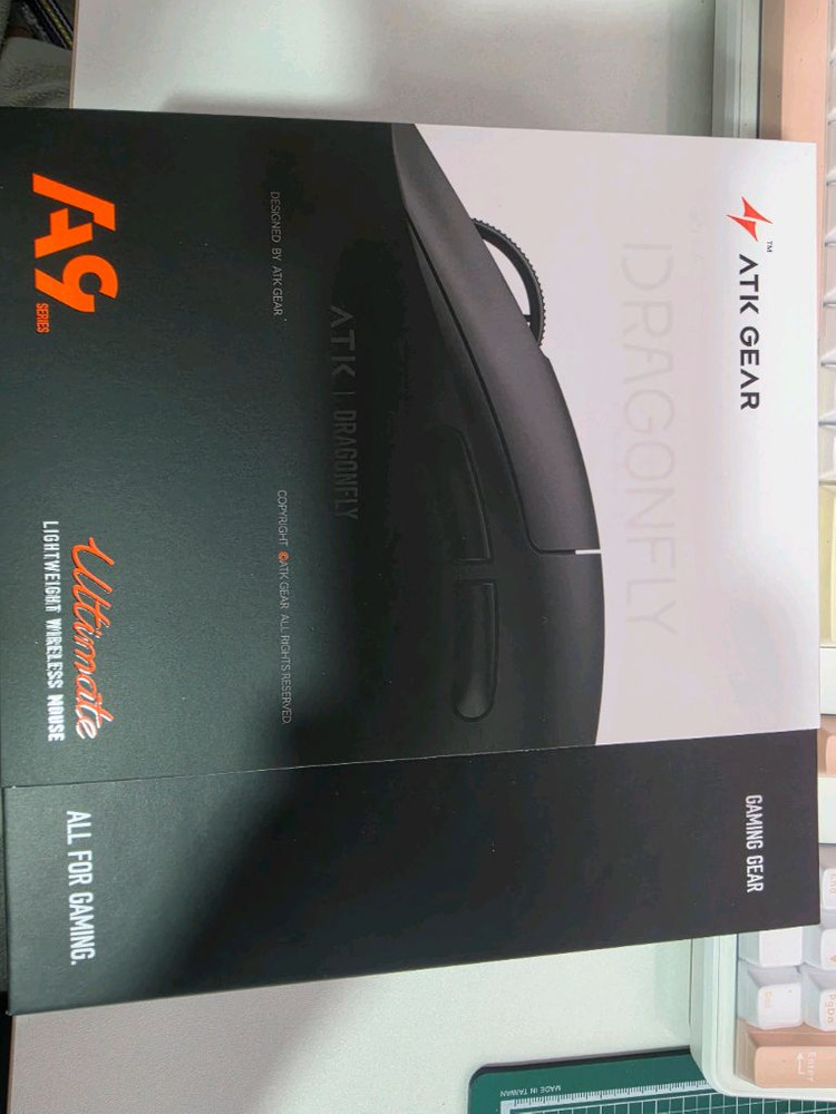 잠자리 atk a9 무선 게이밍경량마우스 ultimate 화이트 새제품 이미지