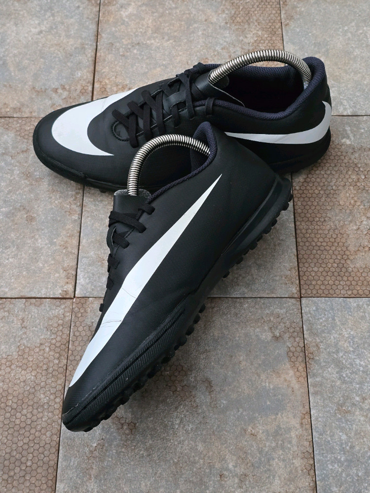 (270)나이키 브라바타 2 tf 풋살화 축구화 이미지