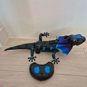 RC 목도리 도마뱀 로봇 장난감- 거의 새것 이미지