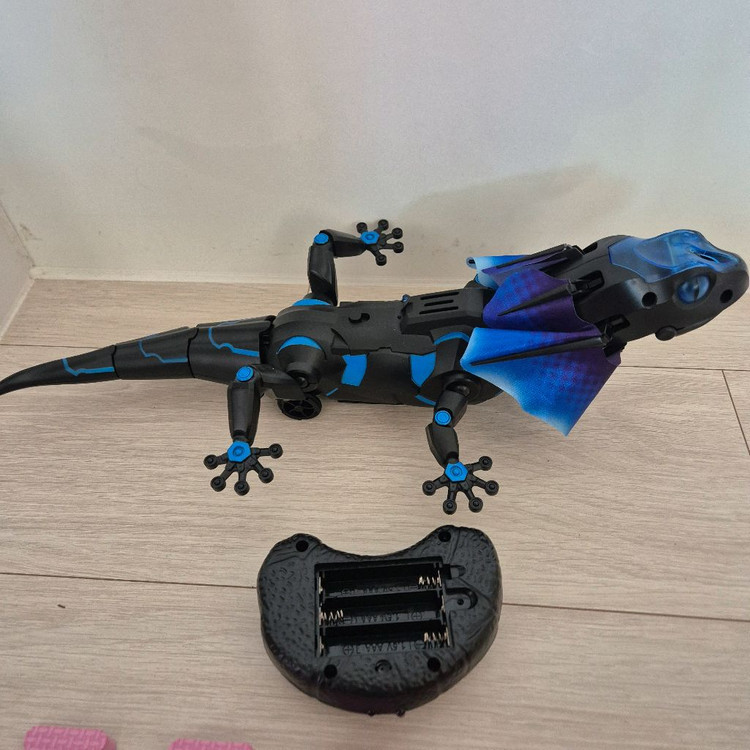 RC 목도리 도마뱀 로봇 장난감- 거의 새것 이미지