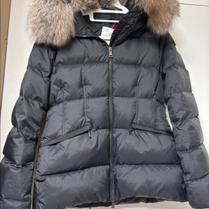 몽클레어 여성 패딩 블랙 보에드 0사이즈 이미지