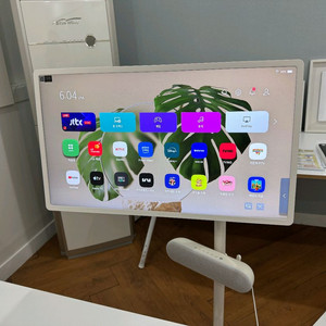 [급] LG 스탠바이미 2세대 + 액세서리 3개 + 전용 스피커 이미지