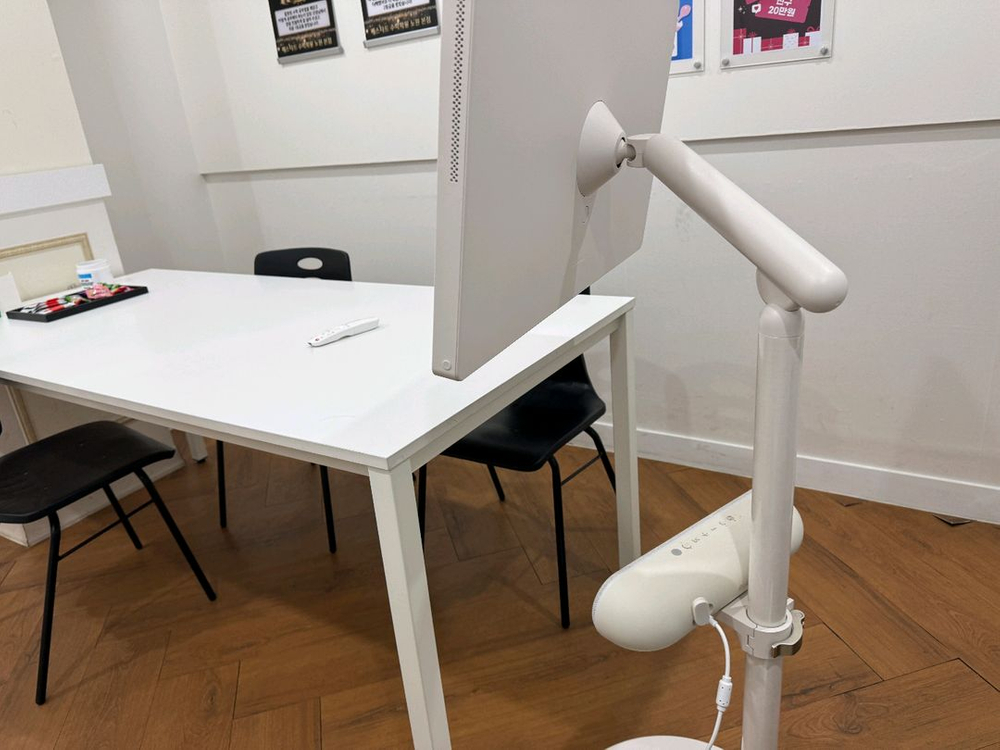 [급] LG 스탠바이미 2세대 + 액세서리 3개 + 전용 스피커 이미지