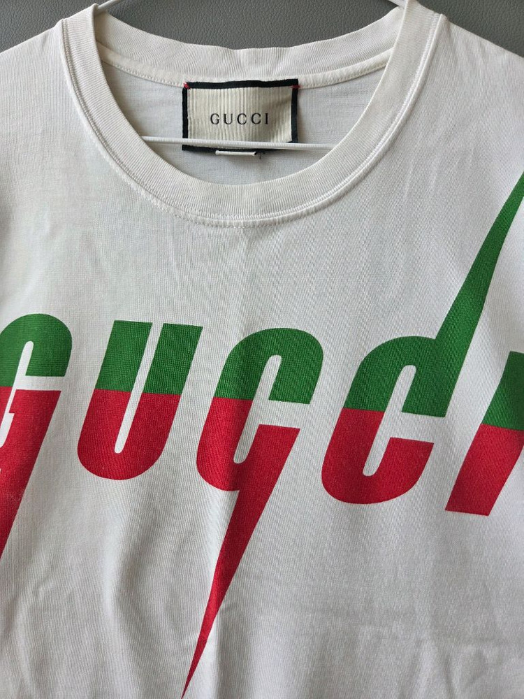 구찌 프린트 반팔티 이미지